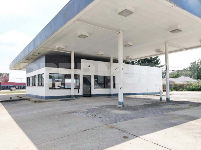 Exterior Image of 1,522 SF Convenience Store