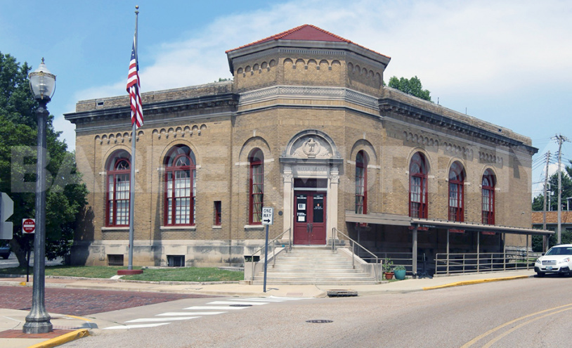 Exterior Image of the Old Post Office Building in Downtown Edwardsville, IL - Office Space for Lease