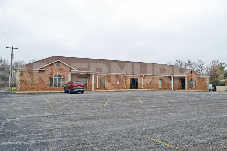 Exterior Image of 4010 N Illinois St., Swansea, IL, Office Space for Lease
