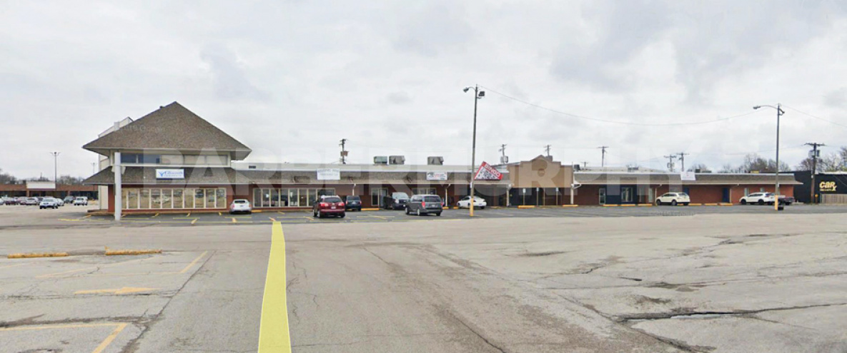 Exterior Image of TriMor Center in Granite City, IL, Retail for Lease