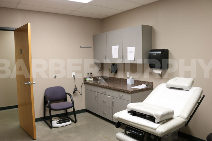 Interior Image of procedure room, medical office suite for lease
