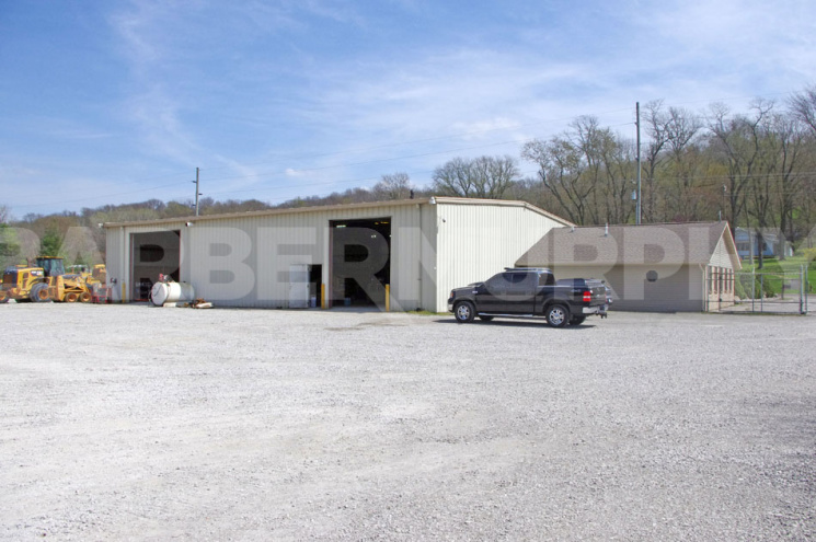 Exterior Image of Warehouse on 7 acres in Collinsville, Illinois