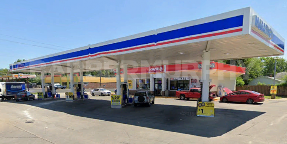 Exterior Image of Gas Station located at 1141 East Wood Street, Decatur, Illinois 62521