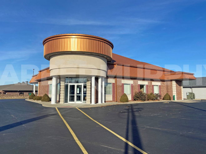 Exterior image of bank building for sale on route 162, Troy, Illinois