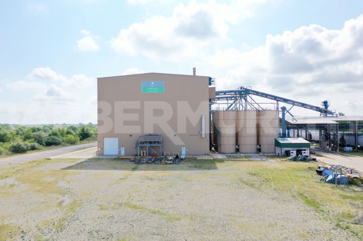 Image of 35,000 SF Rail Served Industrial Building for Lease
