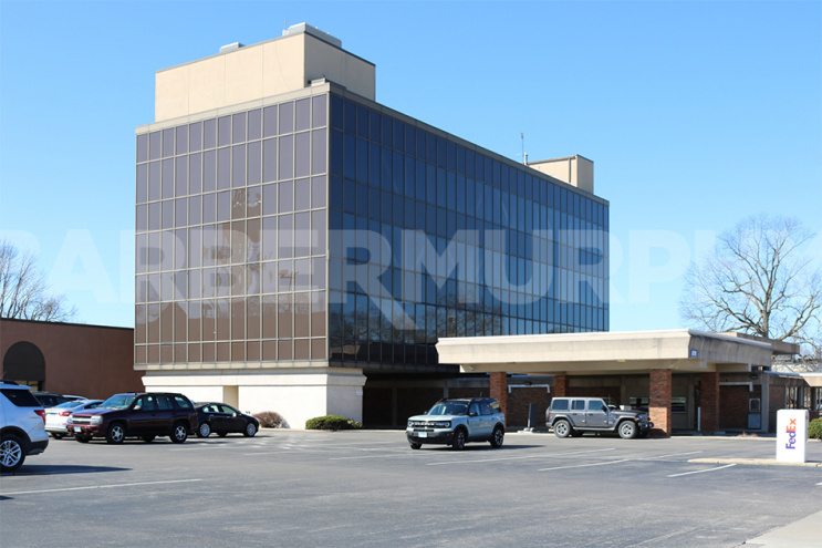 Exterior Image of Office Building for Sale in Highland, IL