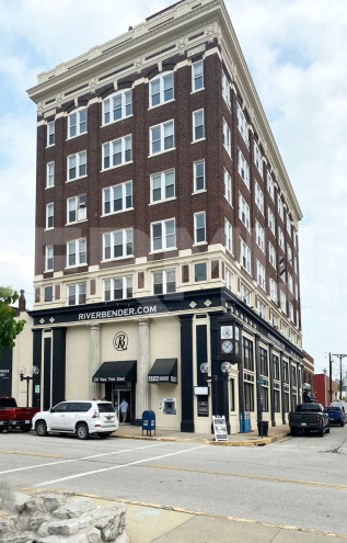 Exterior image of the Riverbender Building with office space for Lease in Downtown Alton, Illinois