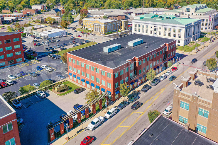 Mark Twain Plaza II Exterior Image of Office Building
