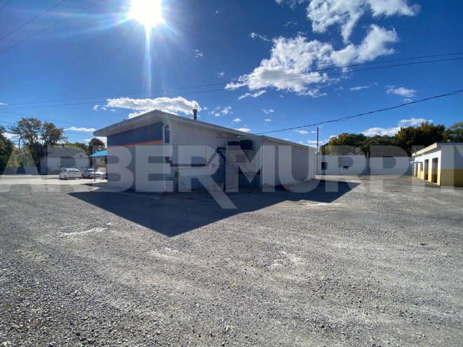 Rear Exterior of 3 Bay Auto Shop: 321 Centreville Ave, Belleville, IL 62220