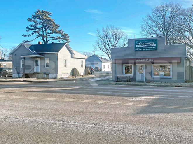 1,924 SF commercial building 