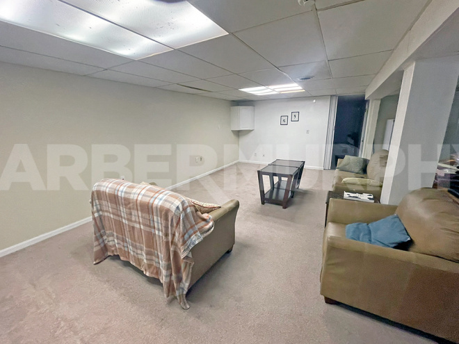 Living Room/Break Room