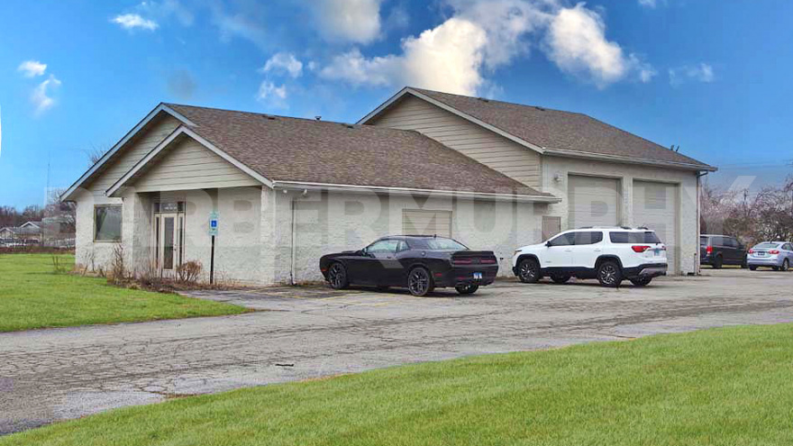 Exterior Image of Office Warehouse for Sale, Glen Carbon, IL