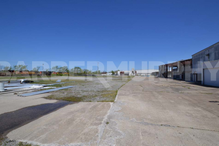 451 East Illinois Avenue, Benton, Illinois 62812, Franklin County, ,Industrial For Sale, East Illinois Avenue, 451 E Illinois Ave, 451 East IL Ave, 451, 62812, 2726, 451 East Illinois Avenue Benton, E Illinois Ave, Benton Illinois, Benton 62812, Franklin County Illinois, Franklin County 62812, 451 East Illinois Avenue Benton Illinois 62812, Manufacturing facility for sale, Manufacturing facility, Bombardier Boat Factory, Warehouse space, Warehouse for sale, Office space, 