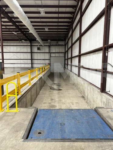 12' 14' recessed drive-in dock , 60' interior bay and dock leveler 