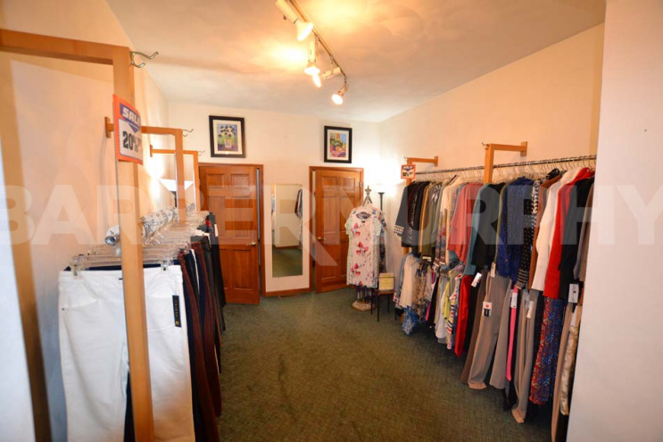 Retail area and dressing rooms 
