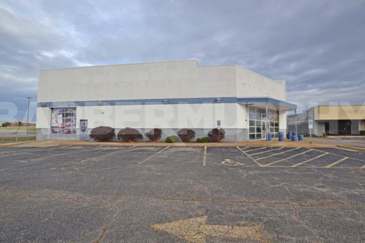 Exterior Image of Office, Warehouse, Showroom for Lease