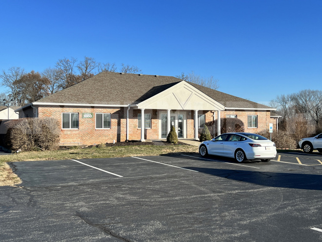 Exterior view image for 1660 Essex Way O'Fallon, IL 62269