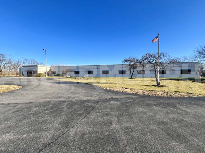 19,200 SF Office and.or 3,200 SF warehouse space for lease 