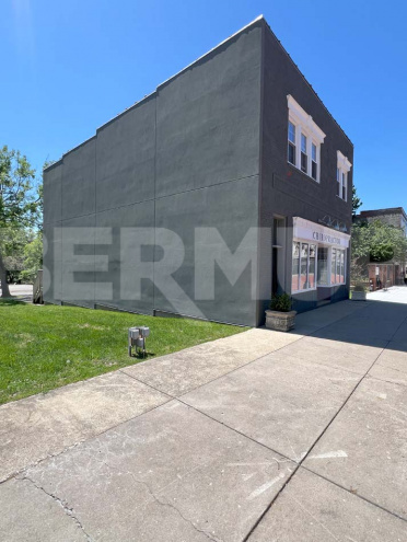 110 West St. Louis Street, Lebanon, Illinois 62254<br> St. Clair County, ,Office,For Sale,West St. Louis, Office For Sale West St. Louis In 110 West St. Louis Street, Lebanon, Illinois 62254, St. Clair County, Office, For Sale, Lebanon Illinois, Lebanon 62254, Retail, Retail building, Apartment, For Rent, 110, 2915, W St. Louis, West St Louis St. , St. Louis Street, St. louis street, Katie Bush, Collin Fischer, BARBERMURPHY, BMG, BARBERMurphy, Barber Murphy, 110 West St. Louis st, 110 W St. Louis St., S Madison St, Commercial Real estate, Mixed use, Building for sale, 