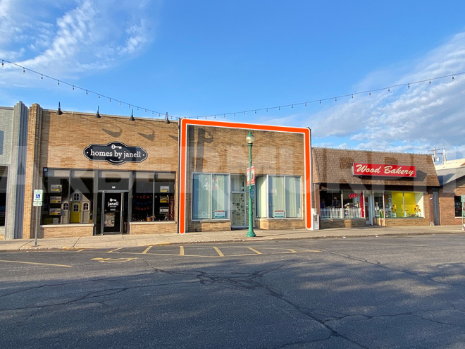 Exterior Image of Storefront for Lease in Downtown O'Fallon