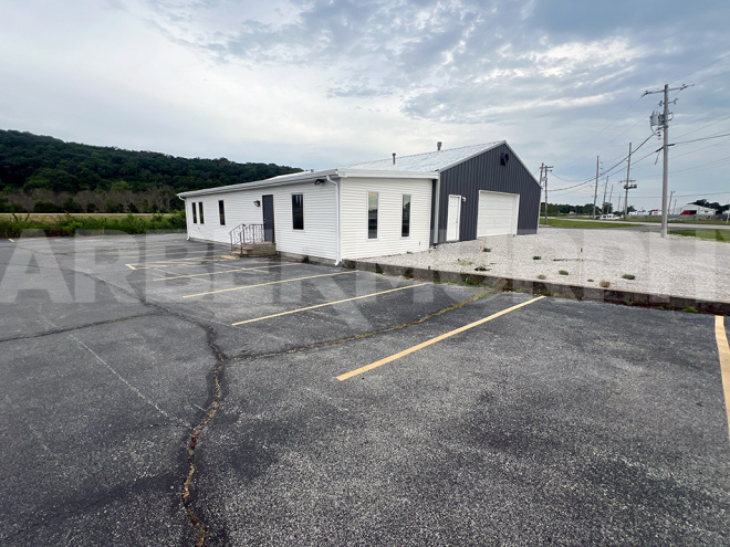 Exterior Image of Office Warehouse for Lease