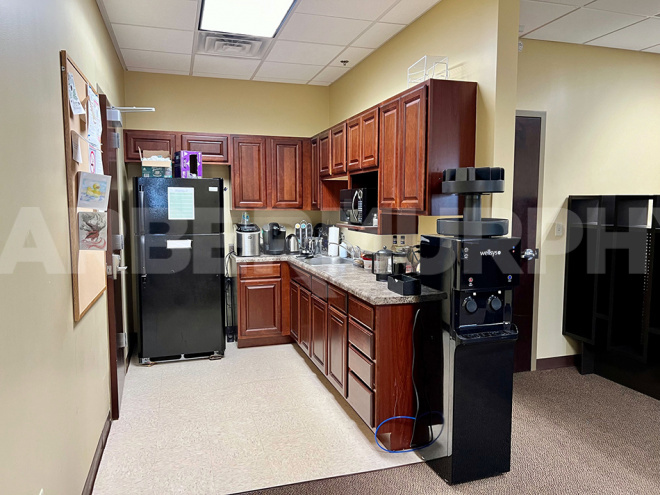 Kitchenette Suite 200