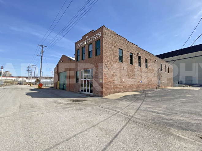 Exterior Image of Office Warehouse