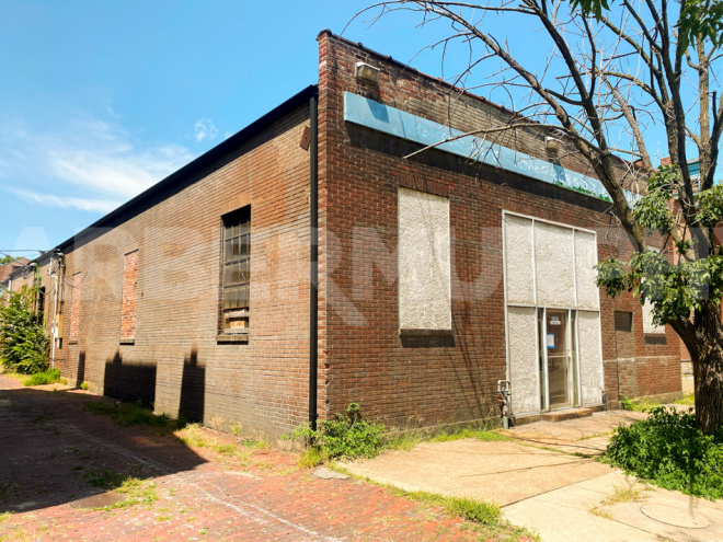 Exteriror of 2207 S 12th St., St. Louis, MO 63104