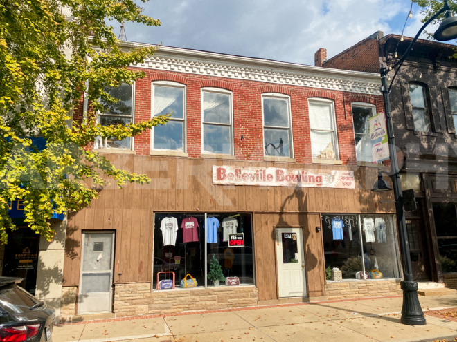 Front View of 127 West Main Street, Belleville, IL 62220