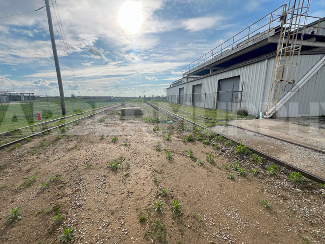 725 Industrial Dr, Litchfield, Illinois 62056<br> Montgomery County, ,Industrial,For Sale,Industrial