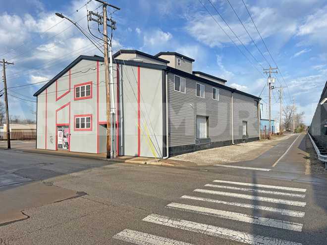 1127 East B St, Belleville, Illinois 62221<br> St. Clair County, ,Industrial,For Sale,East B