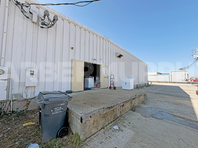 Suite 2 - Loading Dock