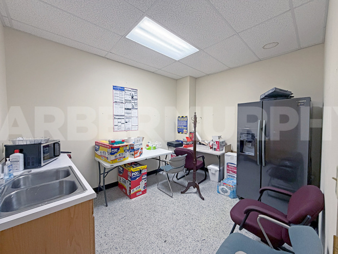 Suite 2 - Kitchenette