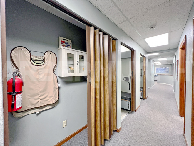 Main Level - Hallway