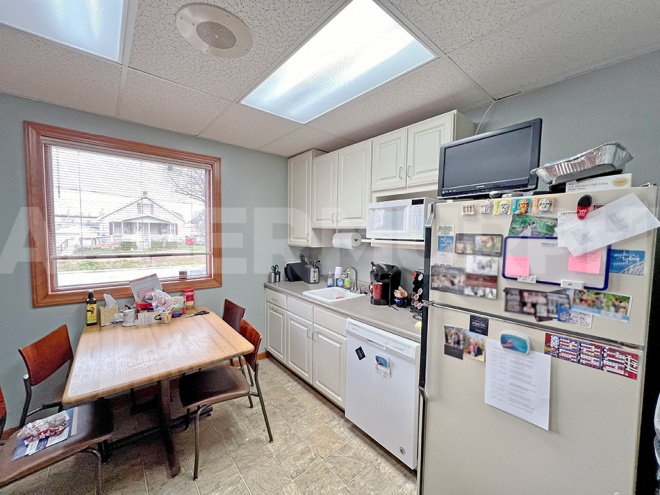 Kitchenette