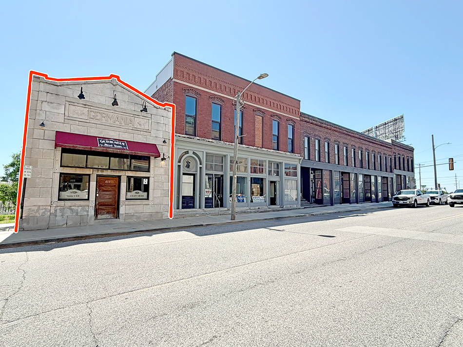 617 E Broadway, Alton, IL 62002