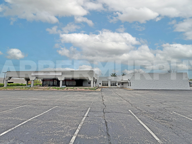 Front (2) 10'x10' Overhead Doors