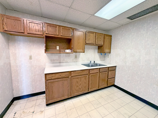 2nd Level  - Kitchenette