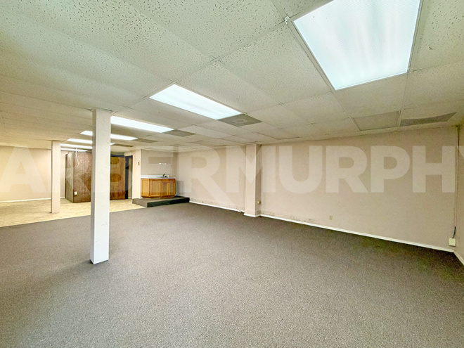 Lower Level - Open Bullpen
