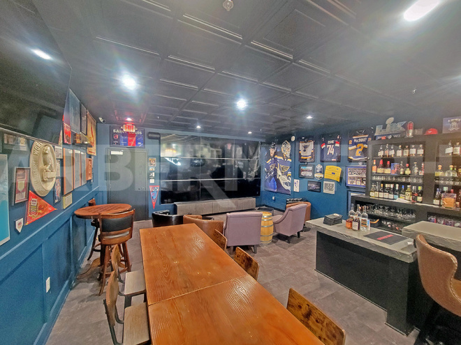 Sports Bar