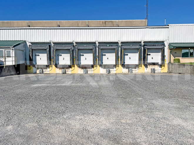 Dock doors