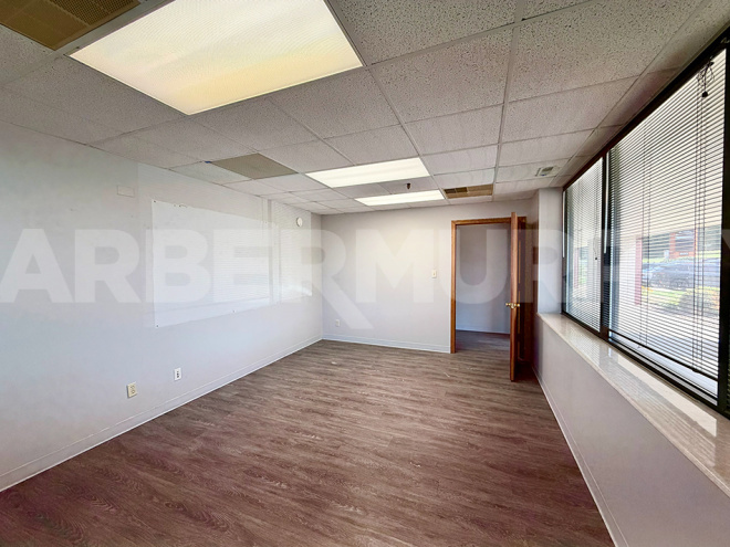 Suite 9 Interior