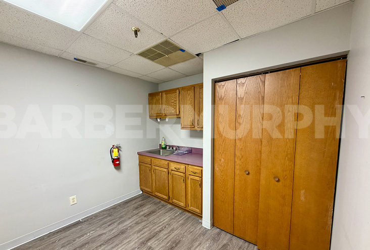 Suite 9 Interior