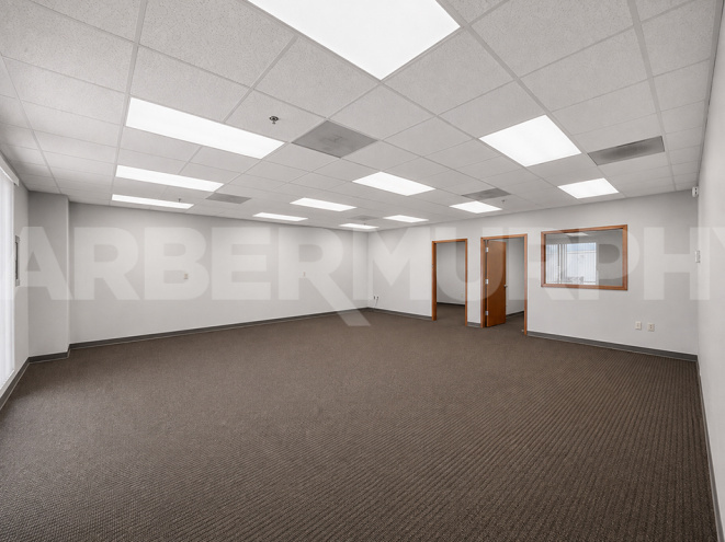 Suite 9 Interior