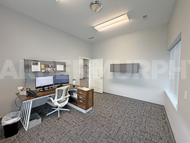 Suite 4 - Office