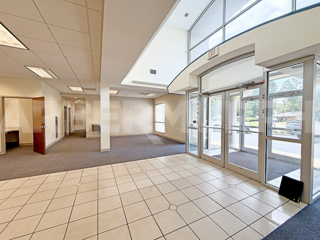 Suite A - Vestibule Entrance