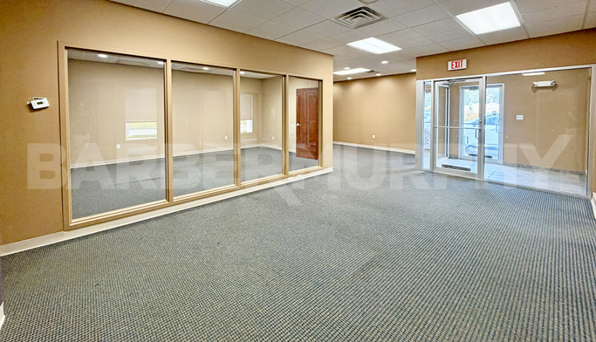 Suite B - Open area 