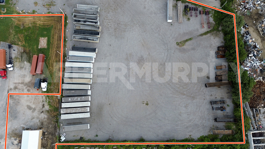 OutDoor Storage Lot