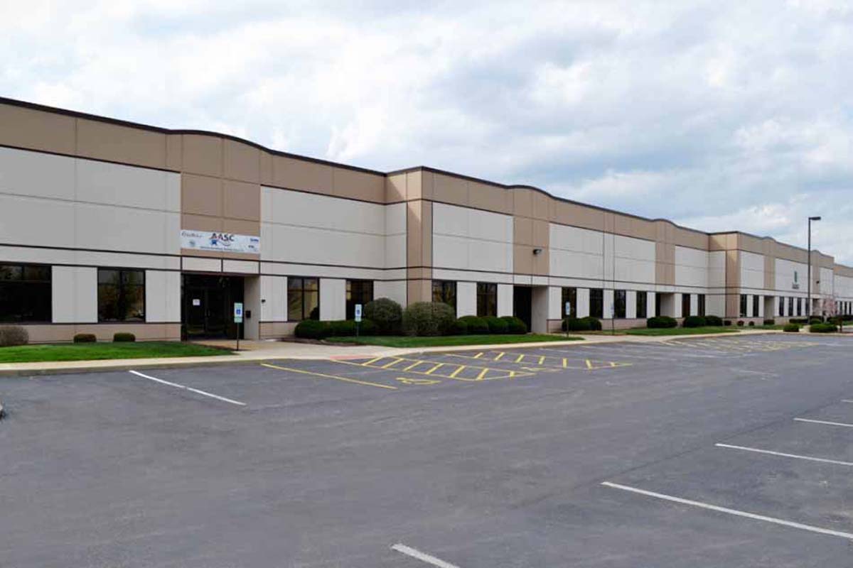 6 985 SF Industrial Space for Lease 6 985 SF Industrial Space for Lease