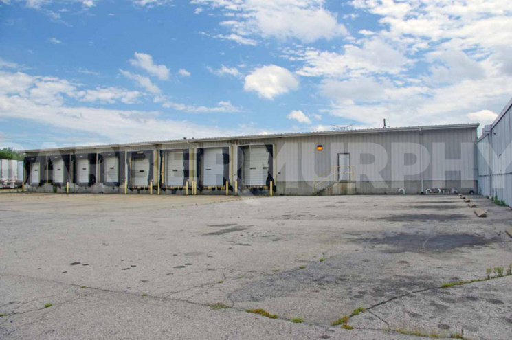 Exterior Image of Dock Door for 61,844 SF Temperature Controlled Warehouse Building for Lease in Madison, IL